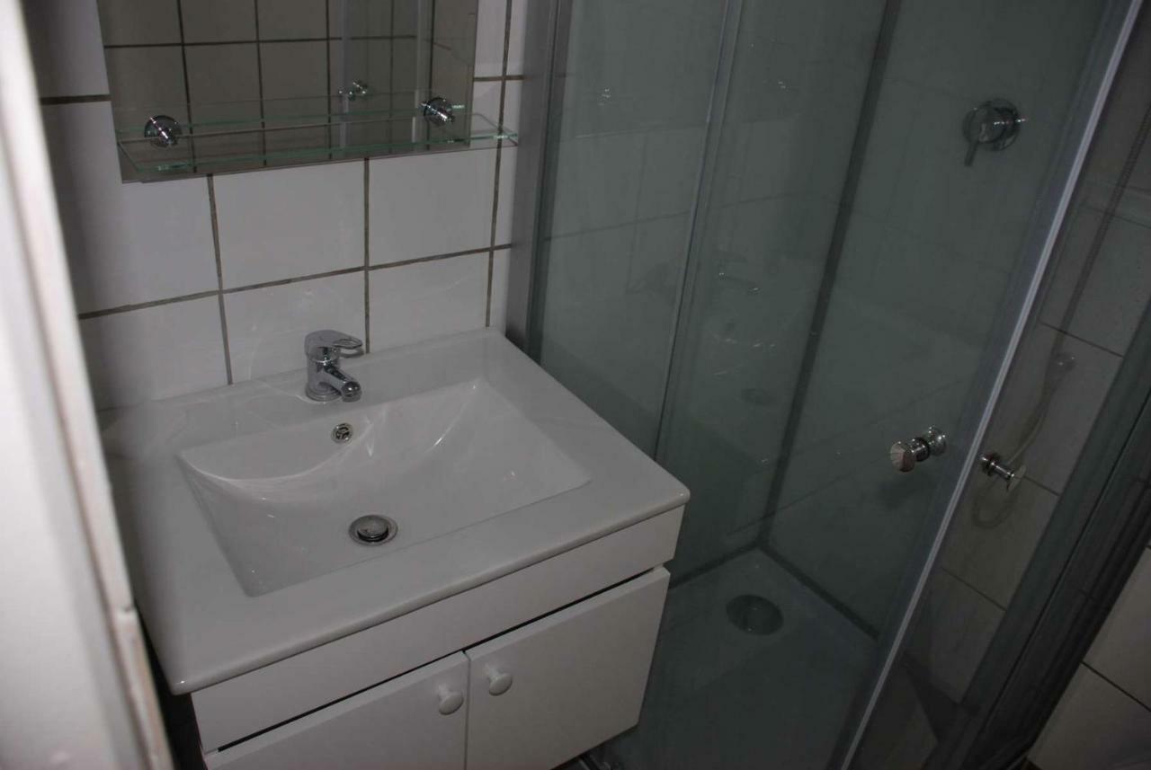 Quartier Pavillonnaire Apartment Rosny-sous-Bois Exterior photo